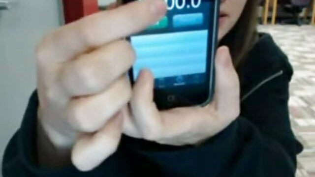 Porno Ein sexfilm online gratis schlankes Mädchen demonstrieren am Flussufer
